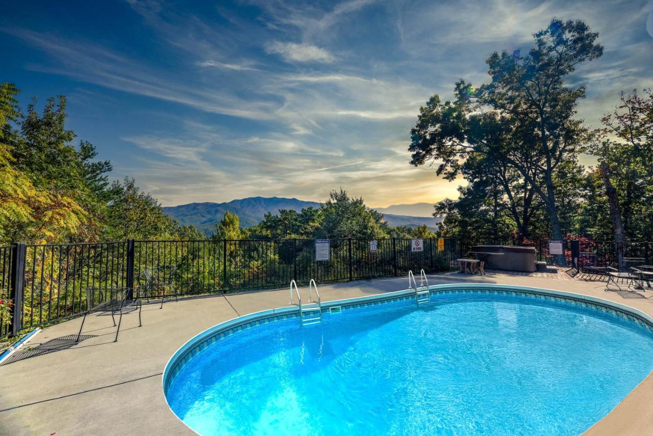 Smokystays Private Pool Chalet Gatlinburg Dış mekan fotoğraf